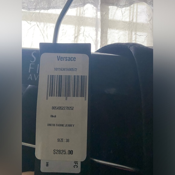 Versace Box-pleat Sleeveless ‘95 Midi Dress - Picture 7 of 7